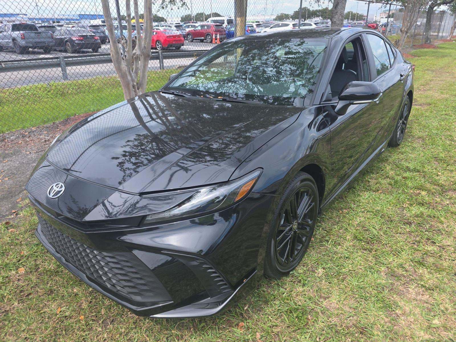 2026 TOYOTA CAMRY SE