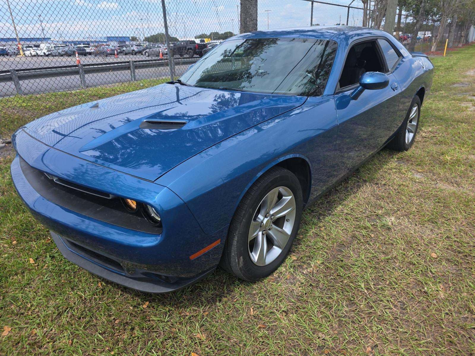 2022 DODGE CHALLENGER SXT