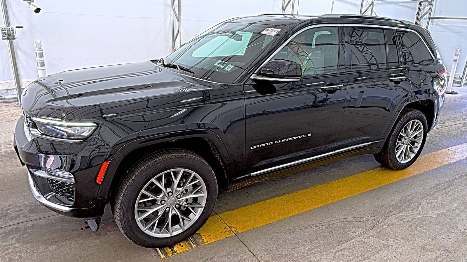 2023 JEEP GRAND CHEROKEE Summit