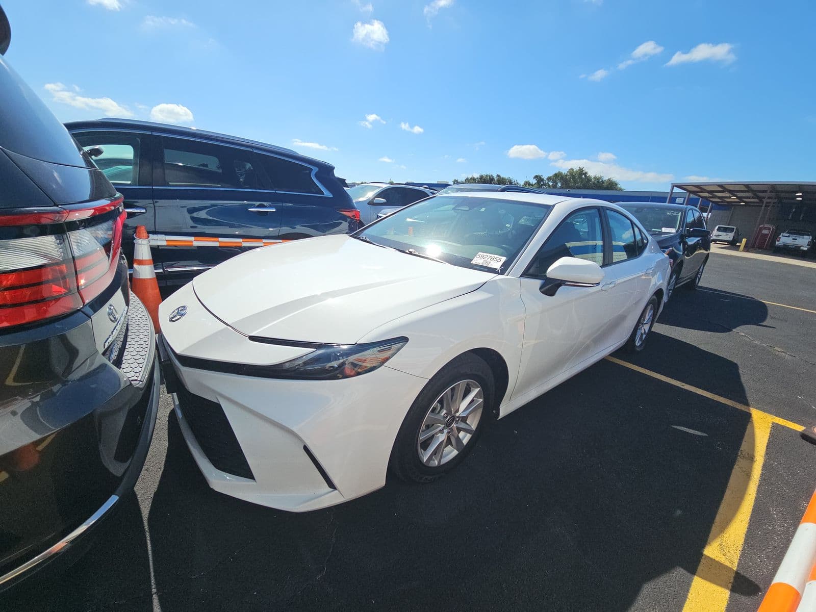 2025 TOYOTA CAMRY LE