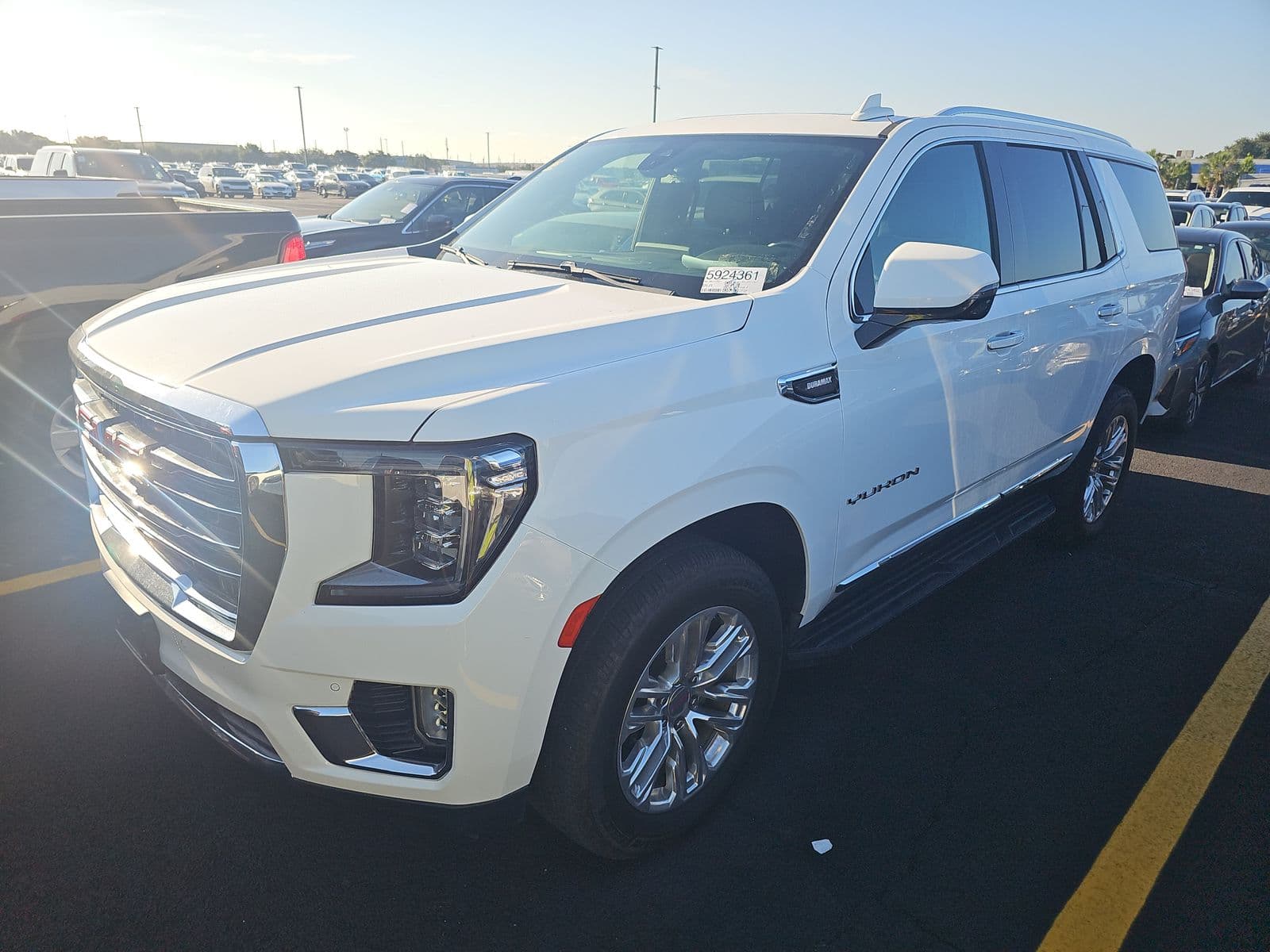 2022 GMC YUKON SLT