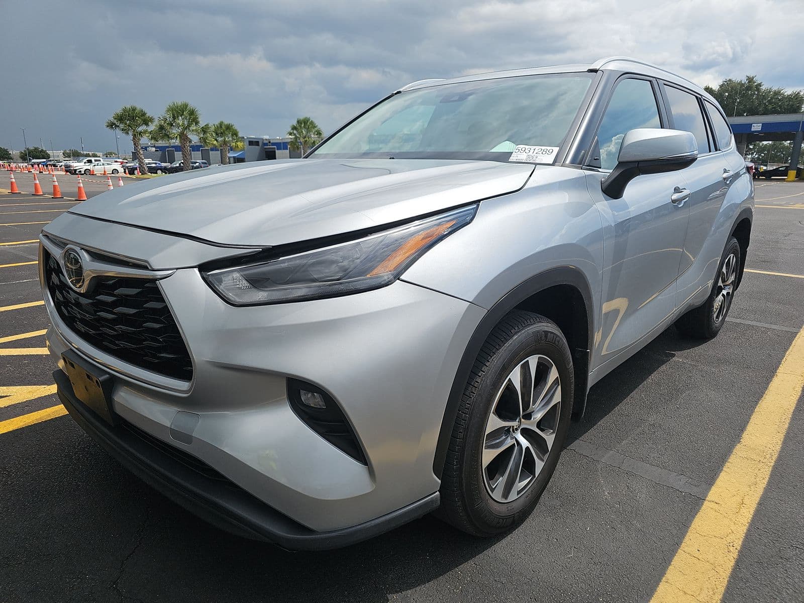 2023 TOYOTA HIGHLANDER XLE