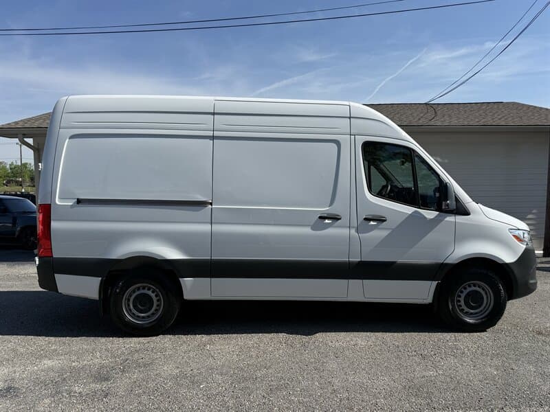 2025 MERCEDES-BENZ SPRINTER 2500 Base