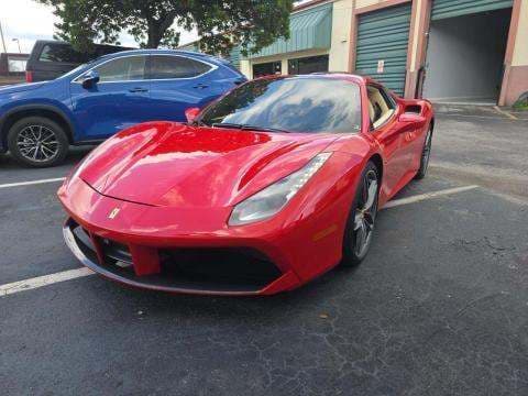 2017 FERRARI 488 Base
