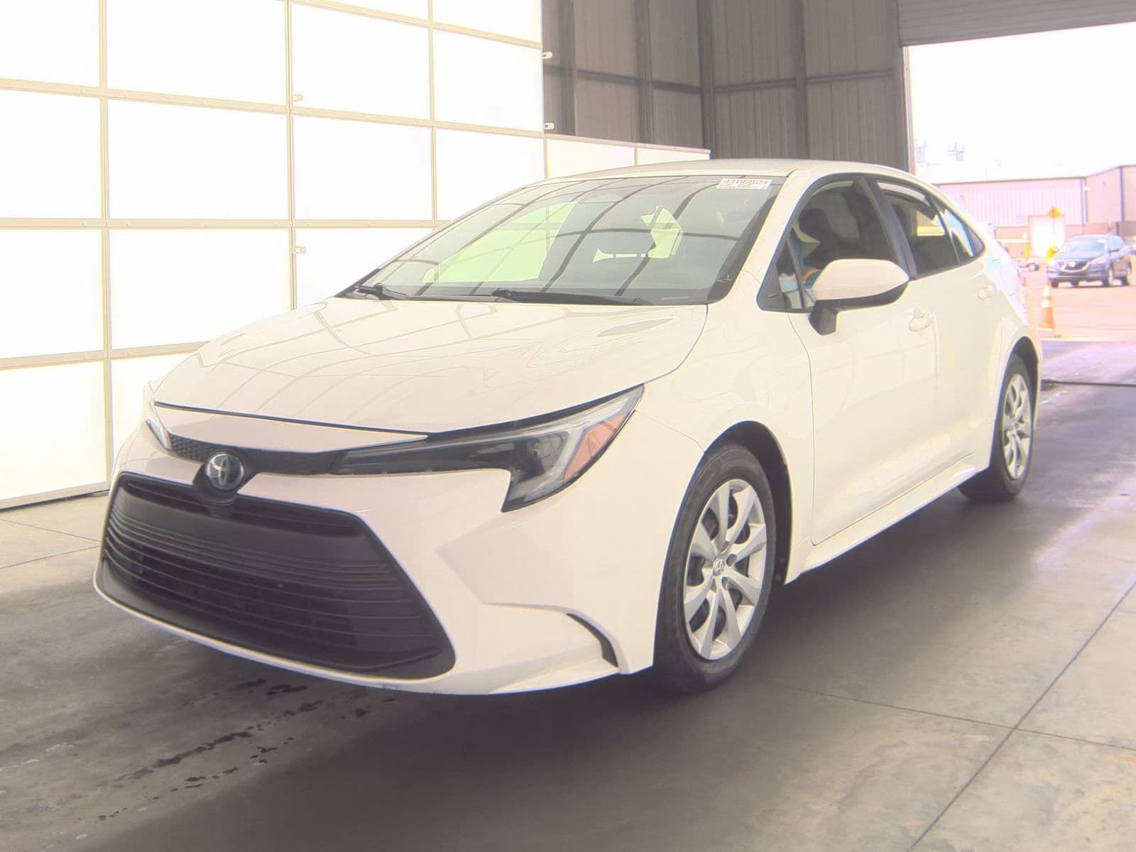 2025 TOYOTA COROLLA HYBRID LE