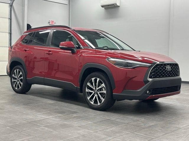 2024 TOYOTA COROLLA CROSS XLE