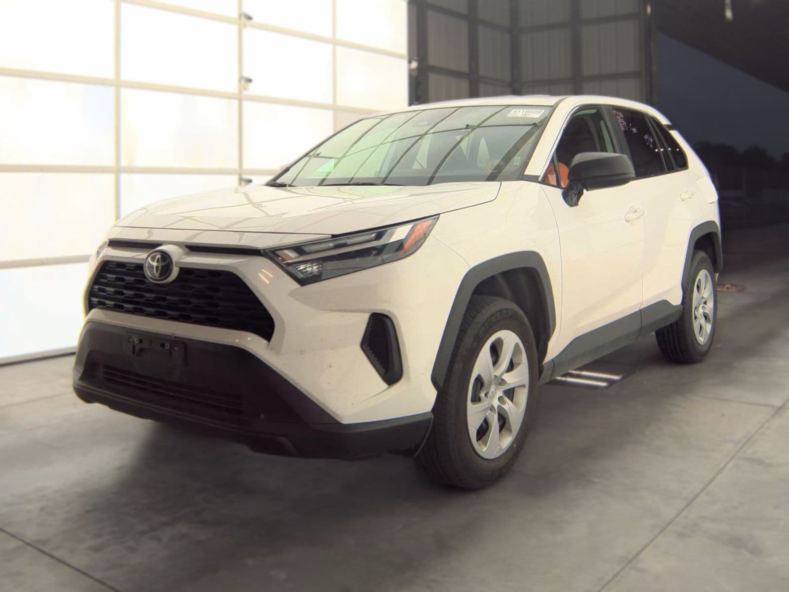 2025 TOYOTA RAV4 LE
