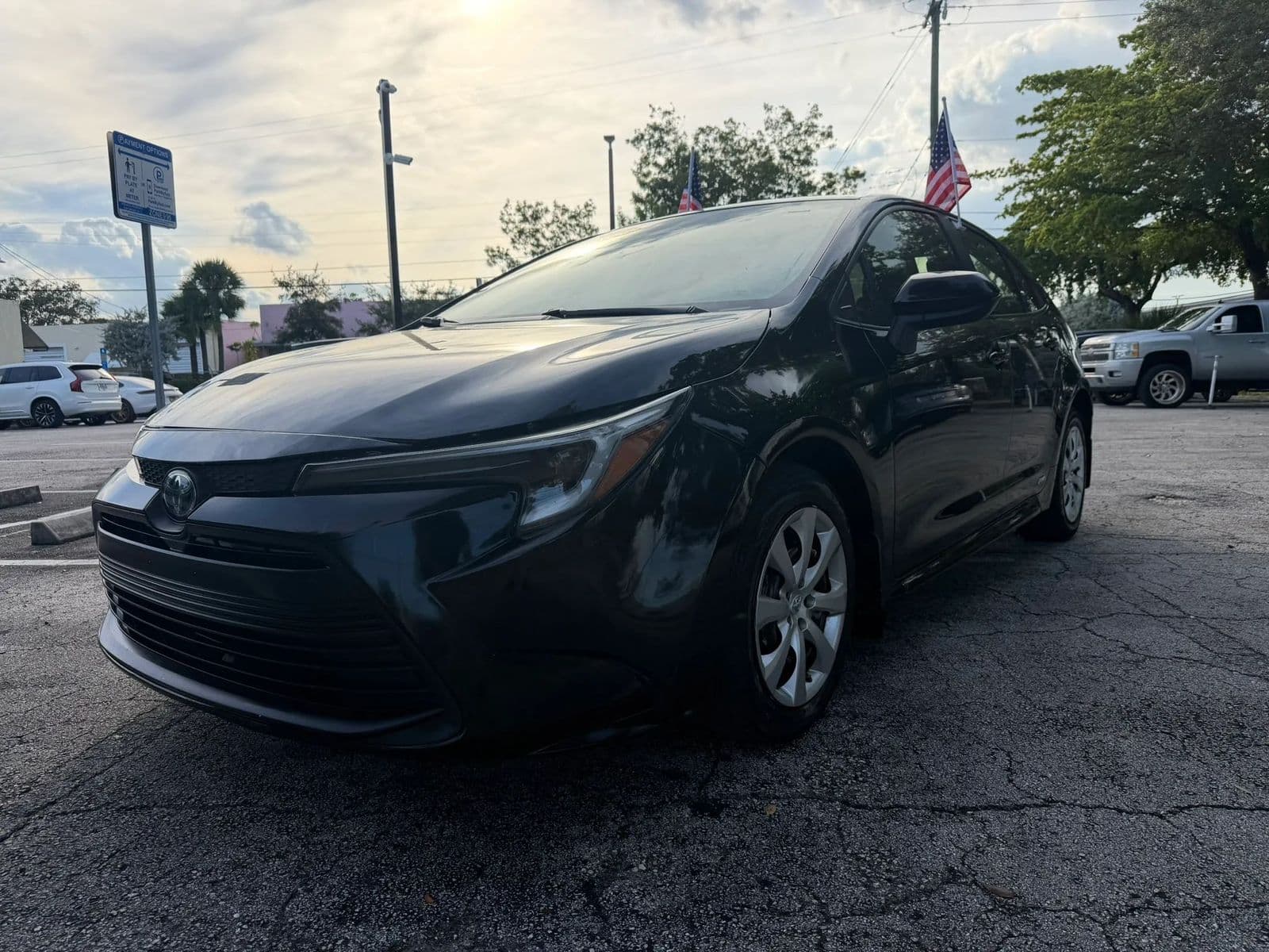 2023 TOYOTA COROLLA HYBRID LE