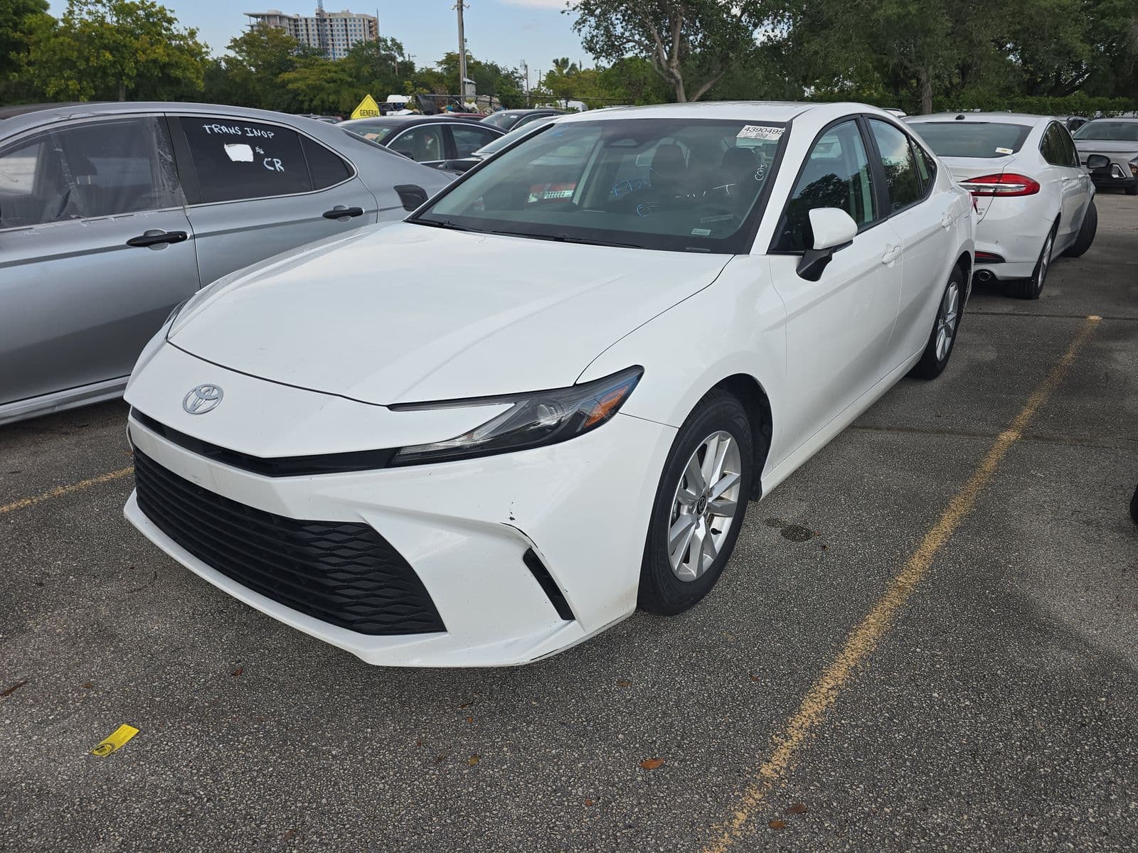 2025 TOYOTA CAMRY LE