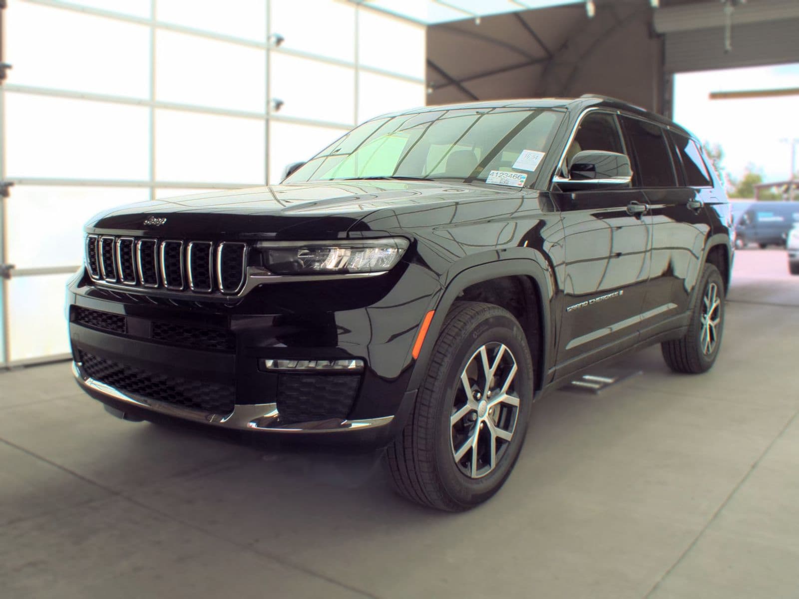 2023 JEEP GRAND CHEROKEE L Limited