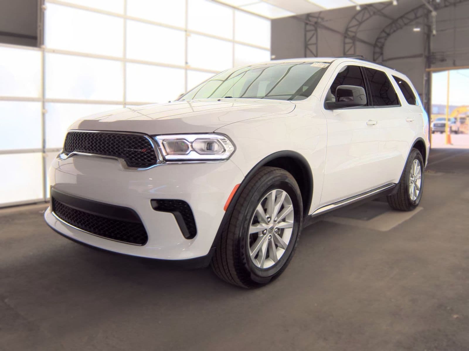 2023 DODGE DURANGO SXT 1