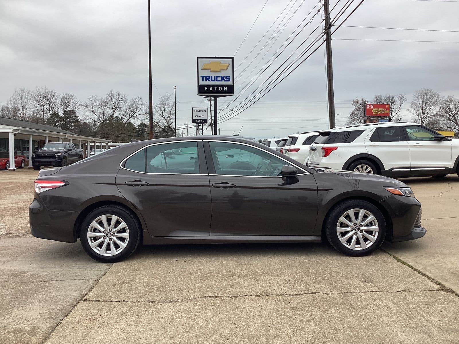 2020 TOYOTA CAMRY LE