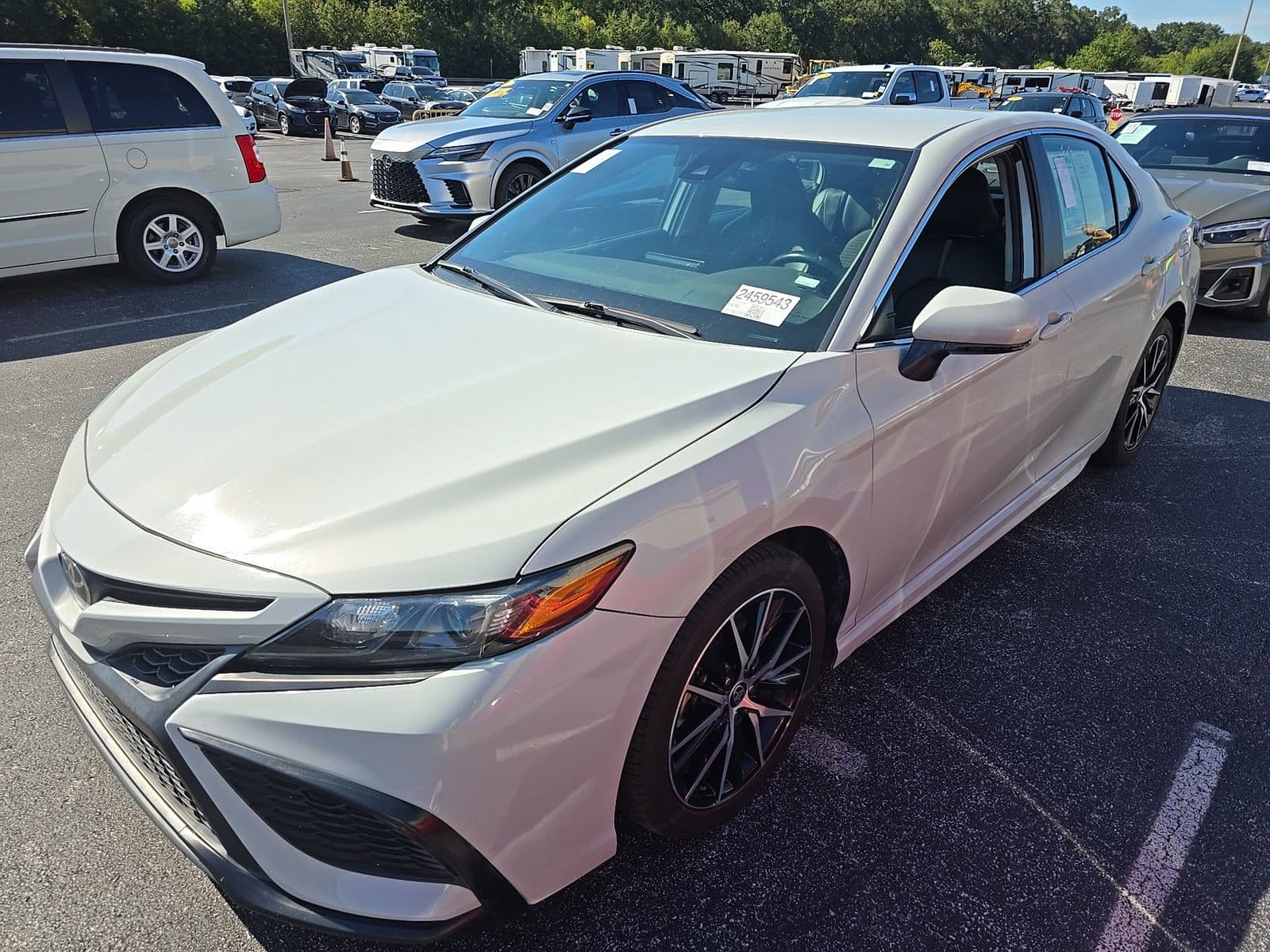 2024 TOYOTA CAMRY SE