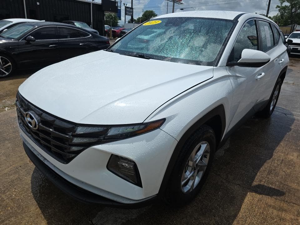 2023 HYUNDAI TUCSON SE