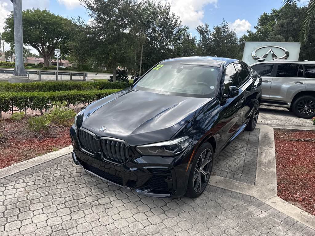 2022 BMW X6 xDrive40i