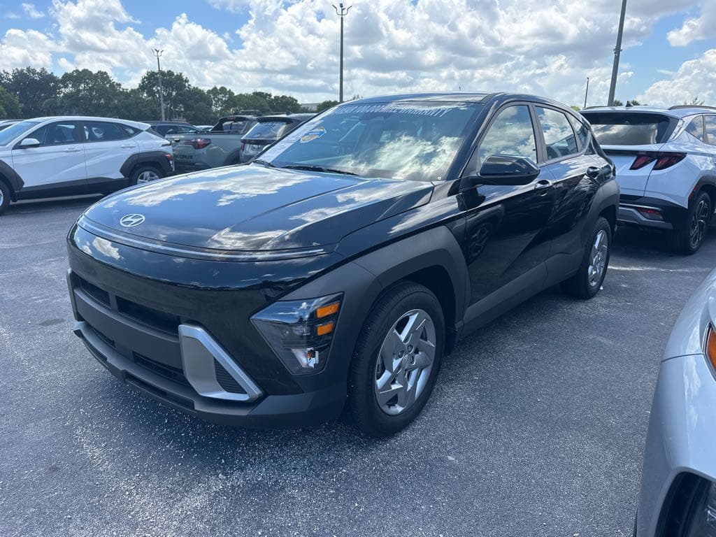 2026 HYUNDAI KONA SE