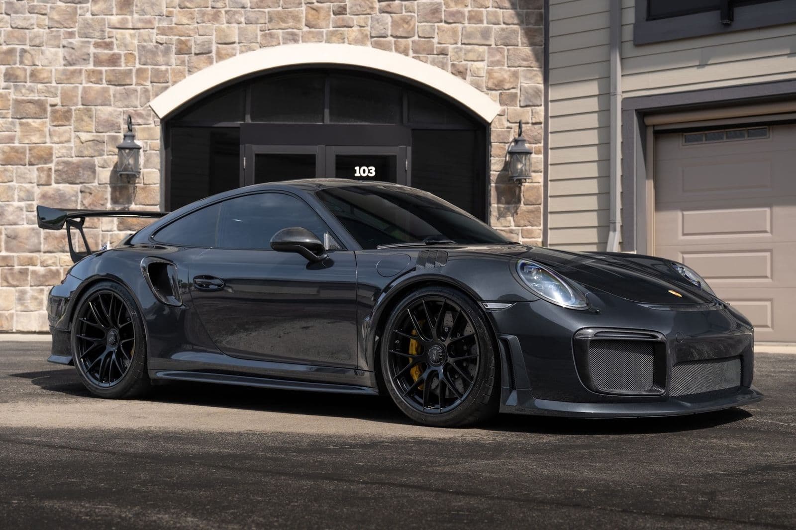 2018 PORSCHE 911 GT2 RS