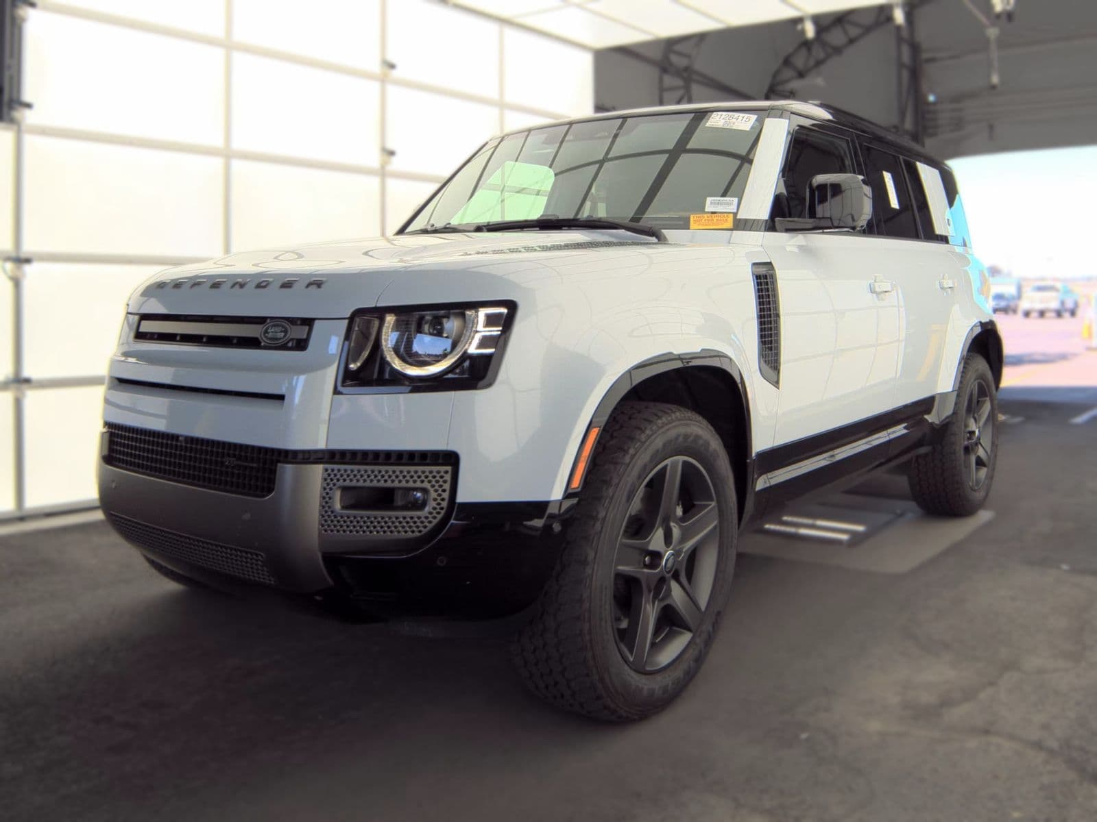 2023 LAND ROVER DEFENDER 110 X-DYNAMIC SE