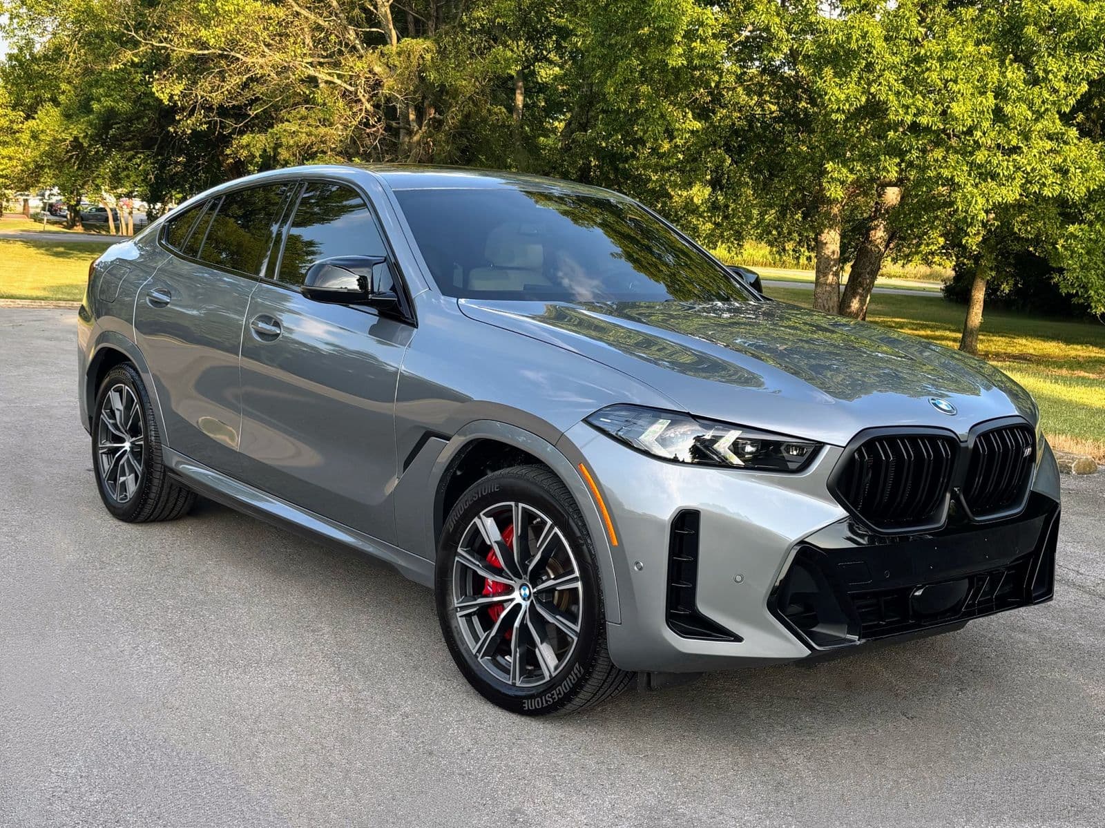 2025 BMW X6 M60I xDrive
