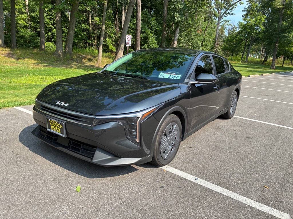 2025 KIA K4 LX