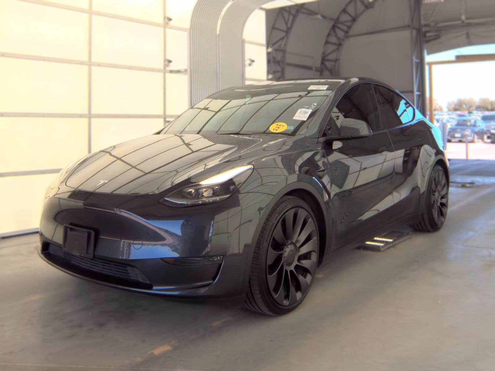 2025 TESLA MODEL Y Performance