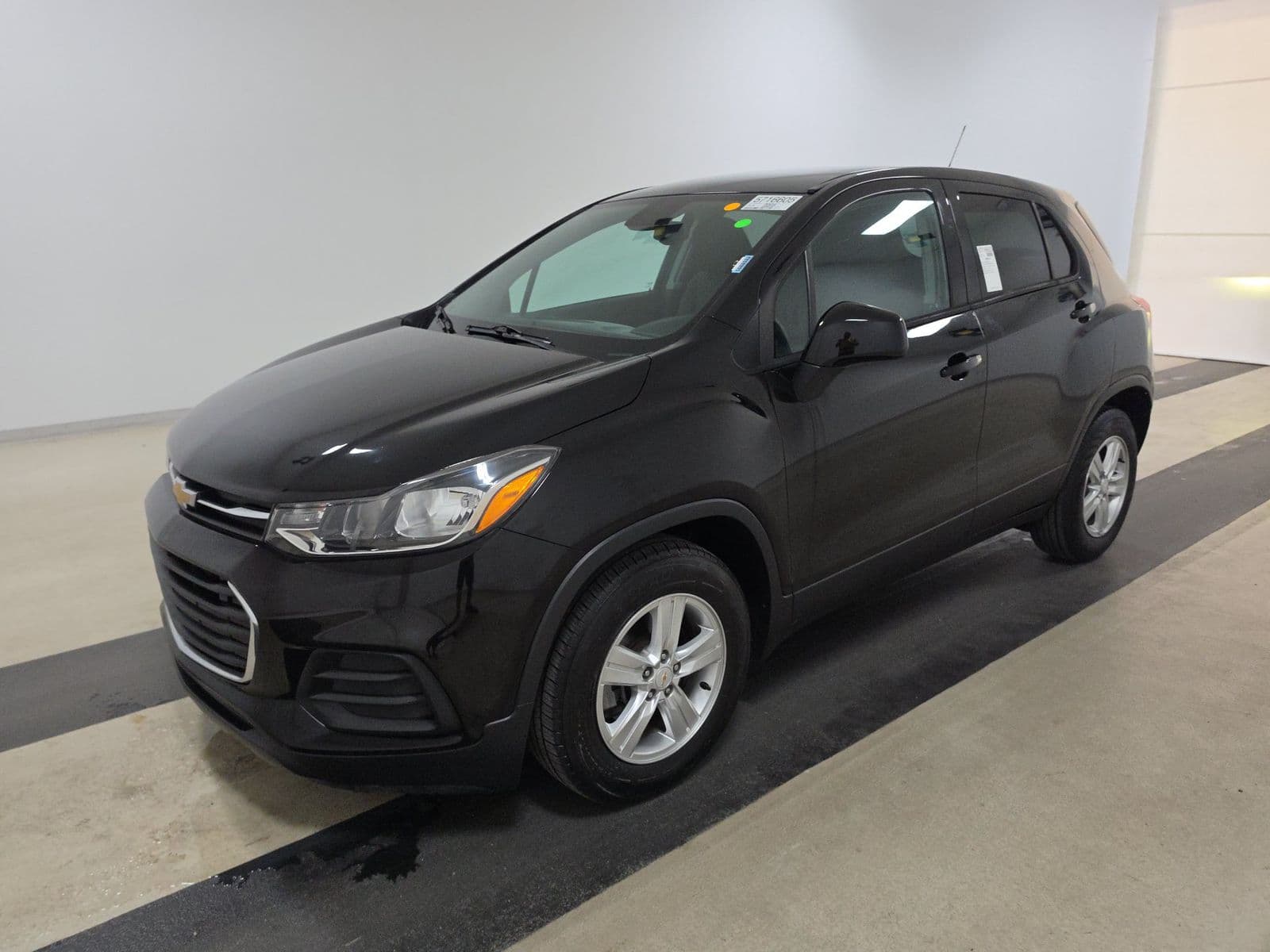 2021 CHEVROLET TRAX LS 1