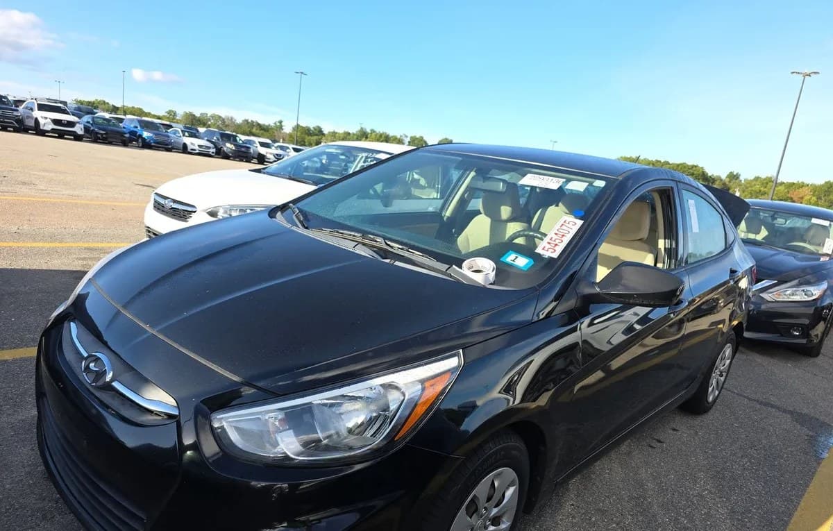 2017 HYUNDAI ACCENT SE