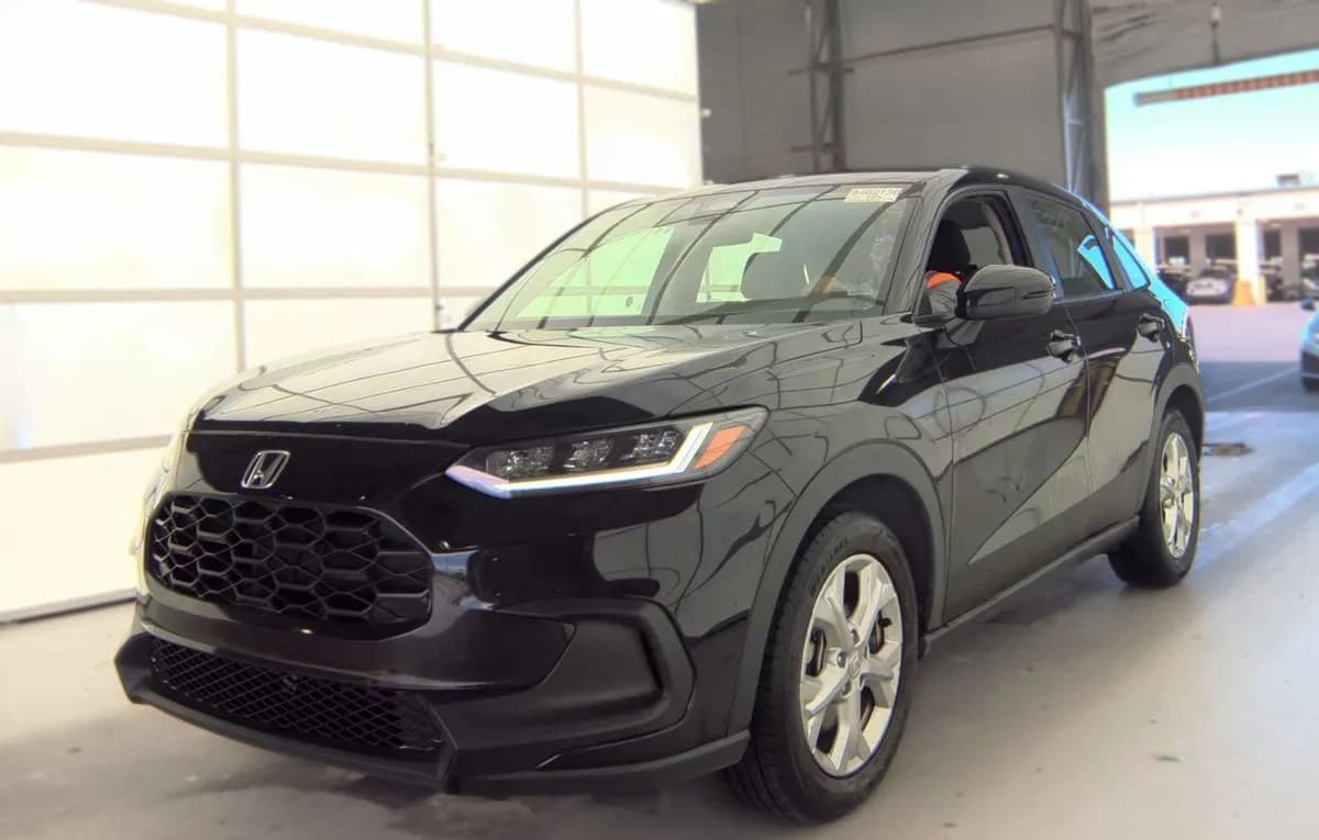 2025 HONDA HR-V LX