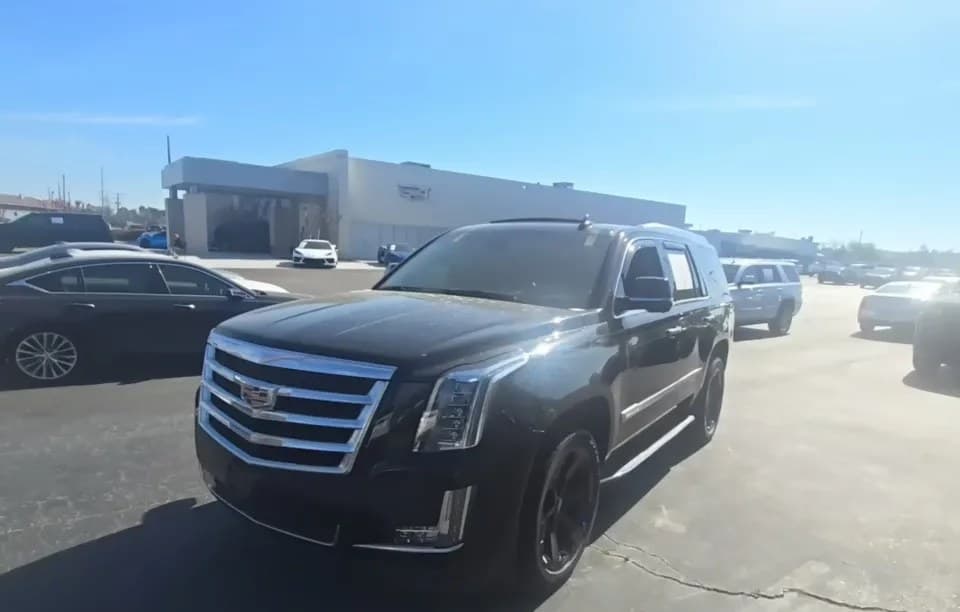 2019 CADILLAC ESCALADE Luxury