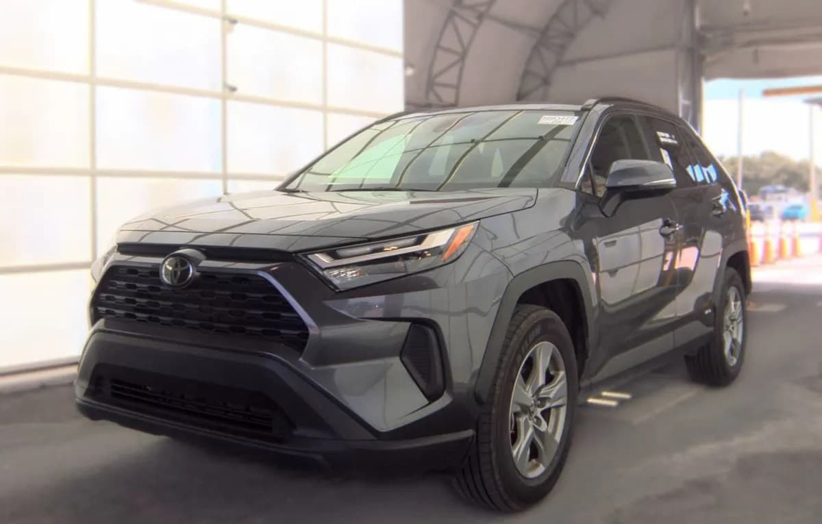 2025 TOYOTA RAV4 HYBRID LE