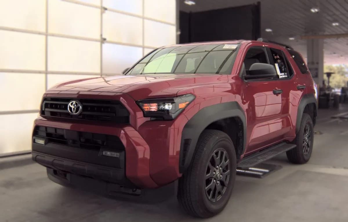 2025 TOYOTA 4RUNNER SR5