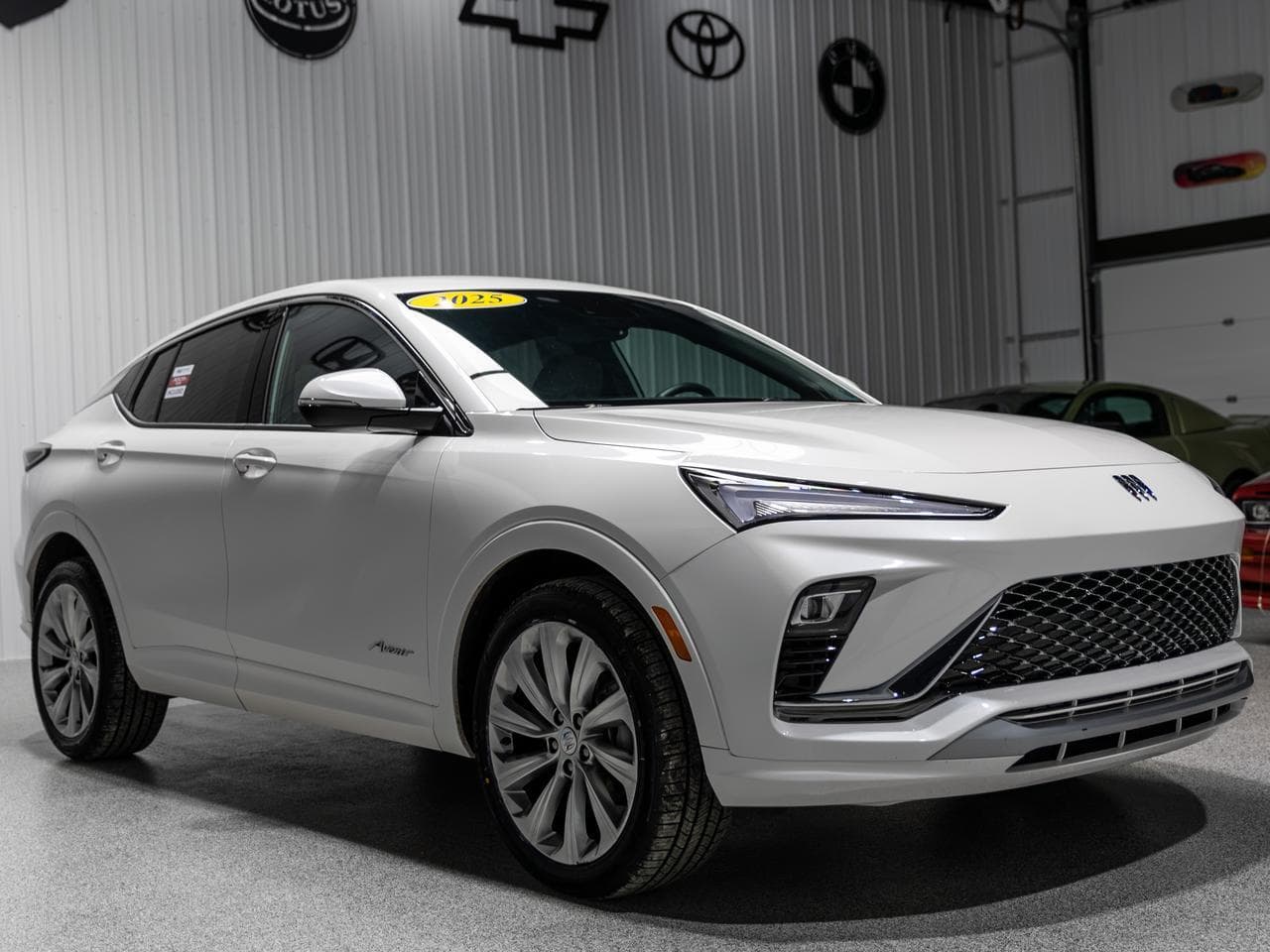 2025 BUICK ENVISTA Avenir