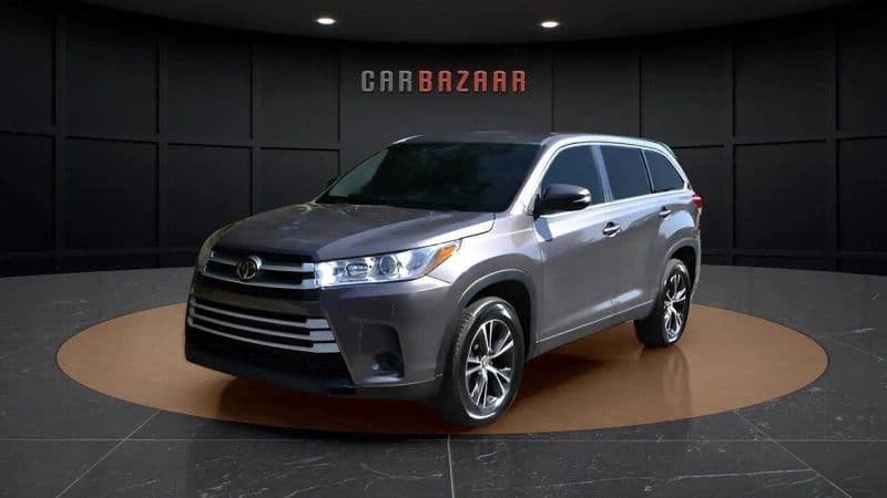 2019 TOYOTA HIGHLANDER LE