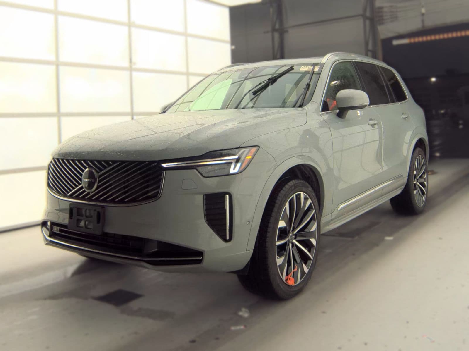 2026 VOLVO XC90 B6 Plus