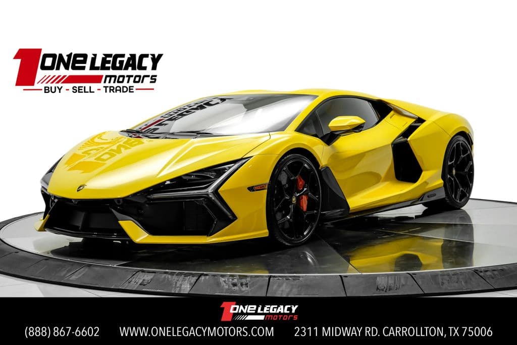 2025 LAMBORGHINI REVUELTO Base