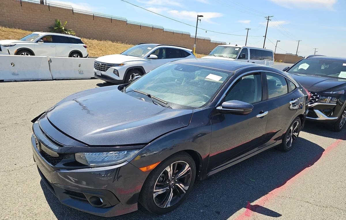 2017 HONDA CIVIC Touring 1