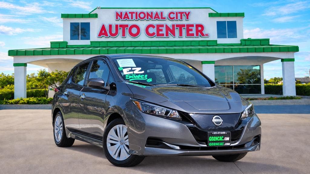 2025 NISSAN LEAF S