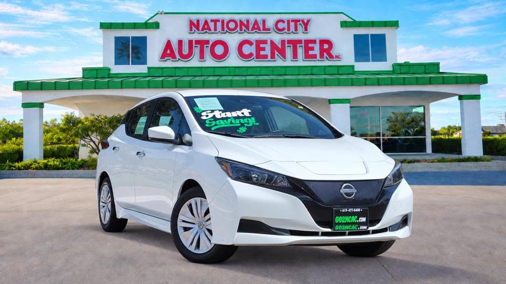 2025 NISSAN LEAF S