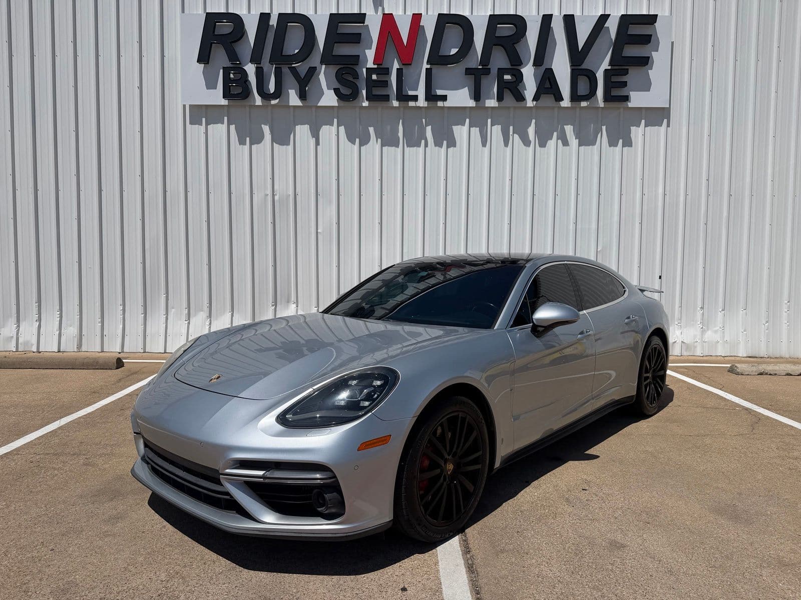 2017 PORSCHE PANAMERA Turbo
