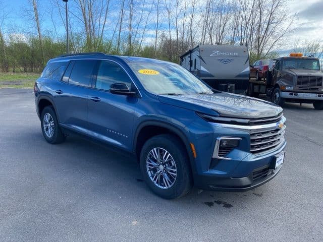 2025 CHEVROLET TRAVERSE LT