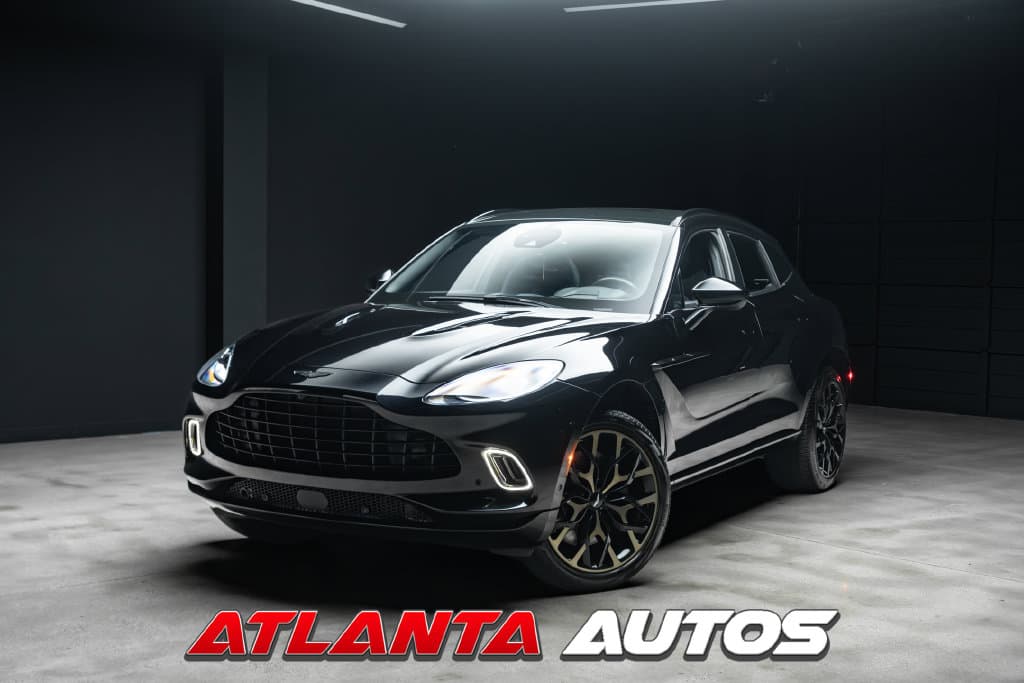 2022 ASTON MARTIN DBX Base