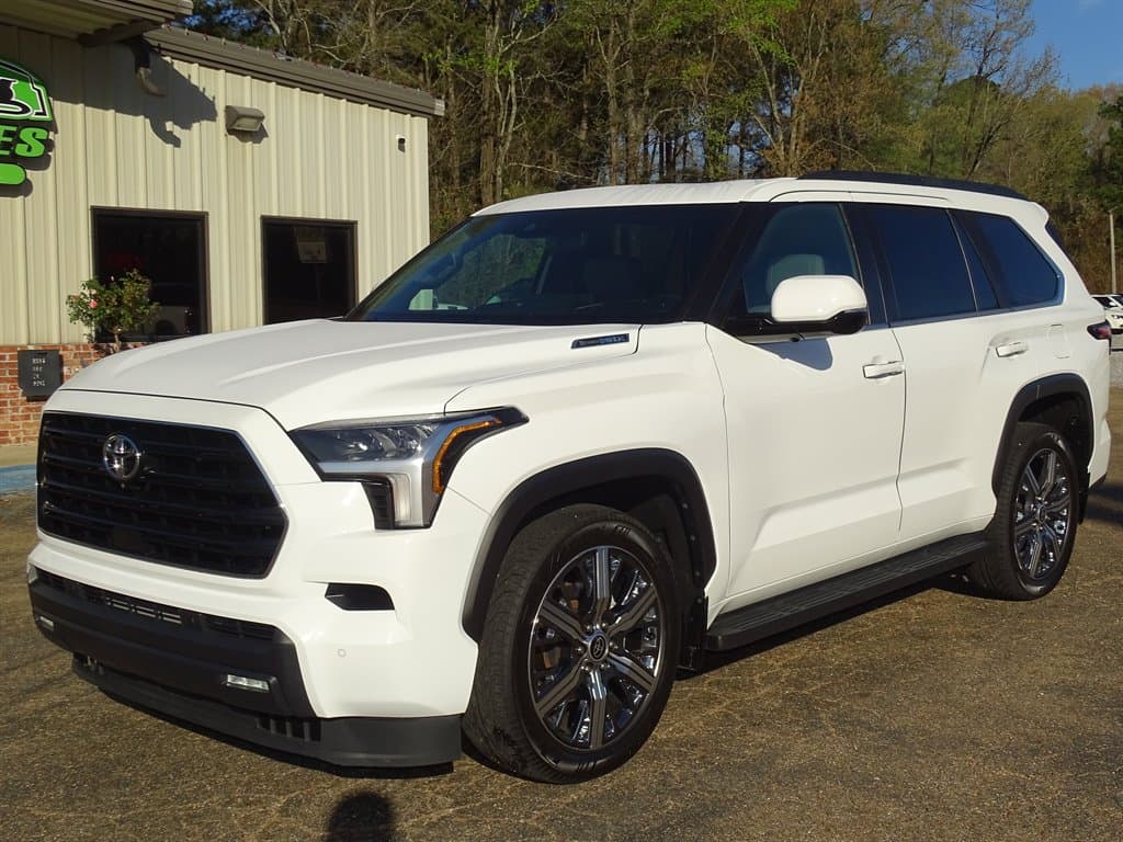 2025 TOYOTA SEQUOIA SR5