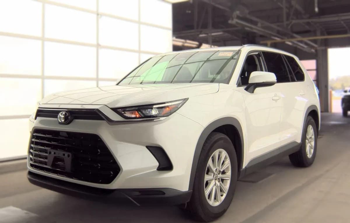 2025 TOYOTA GRAND HIGHLANDER XLE