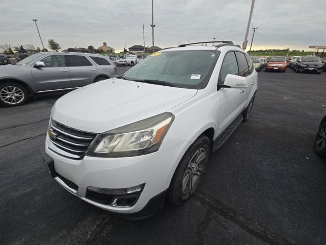 2017 CHEVROLET TRAVERSE LT