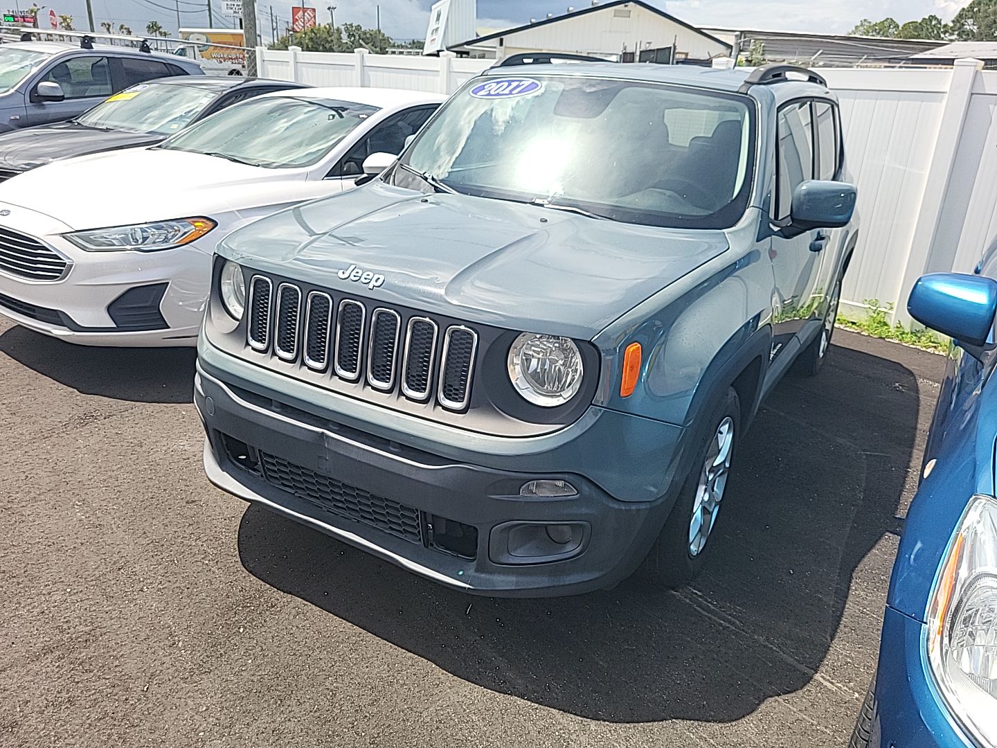 2017 JEEP RENEGADE Latitude