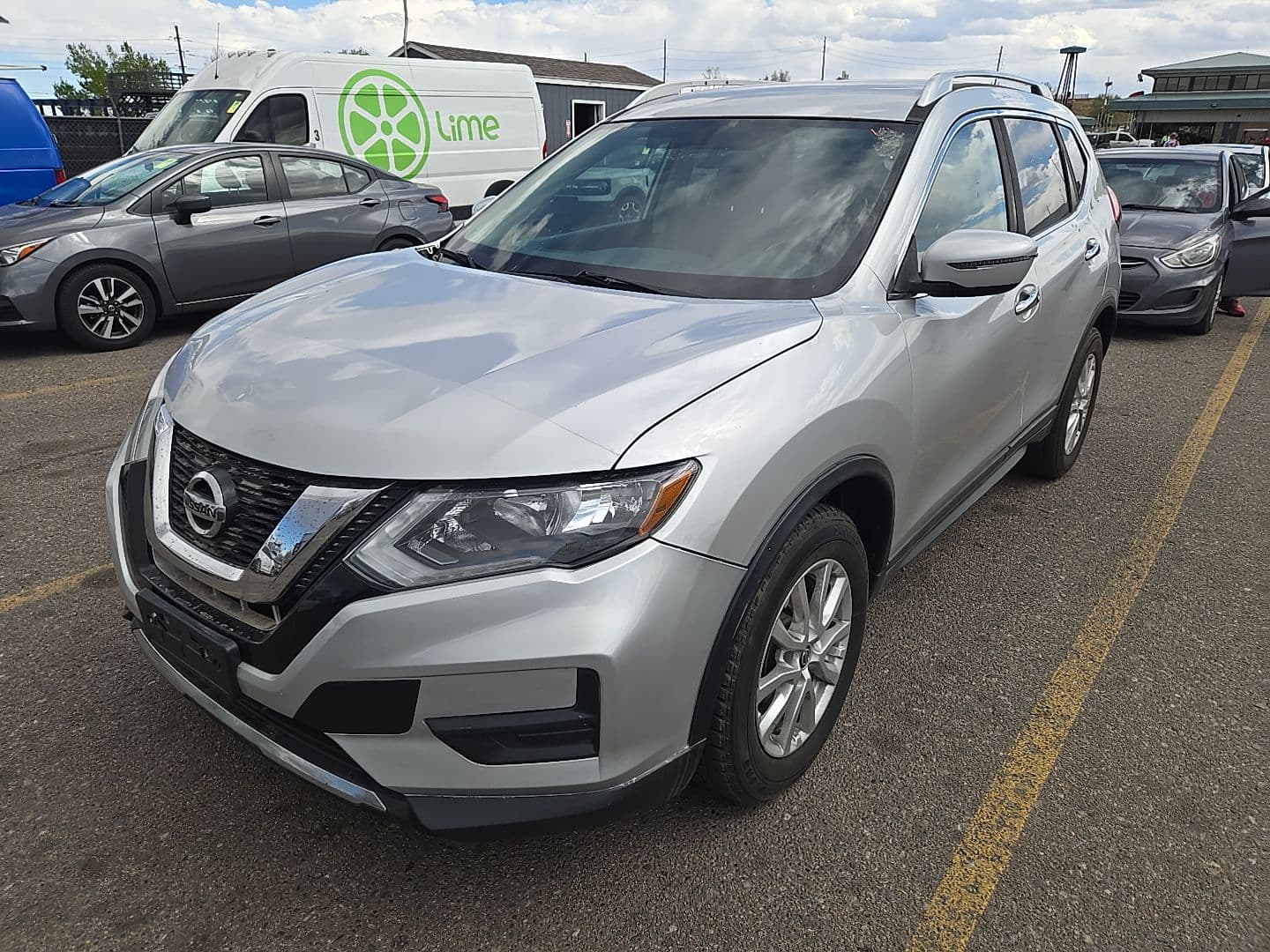 2017 NISSAN ROGUE SV