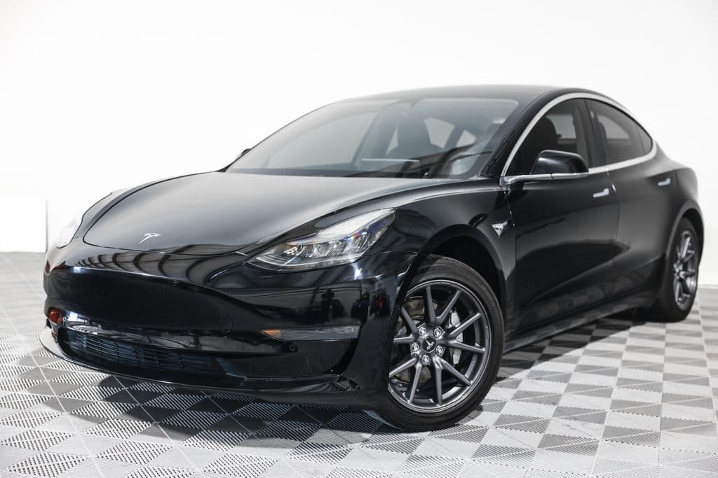 2019 TESLA MODEL 3 STANDARD RANGE Plus
