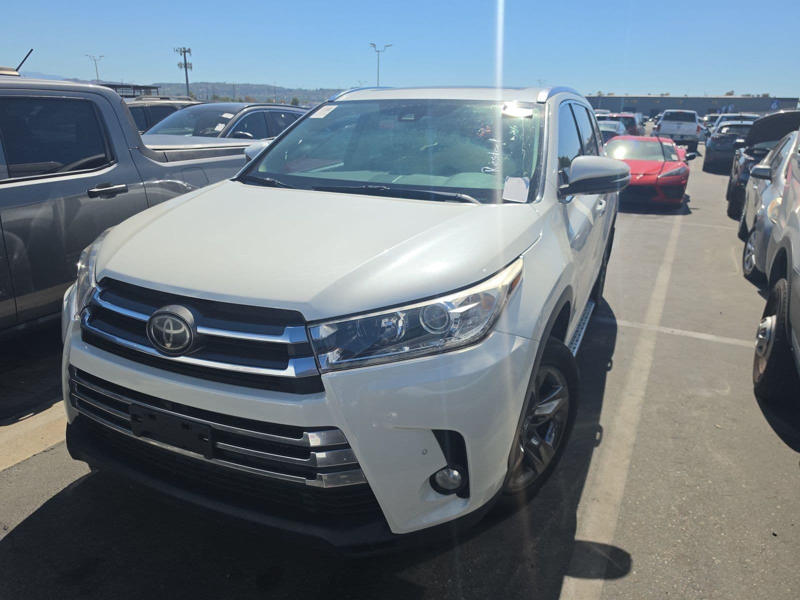 2017 TOYOTA HIGHLANDER LIMITED Platinum
