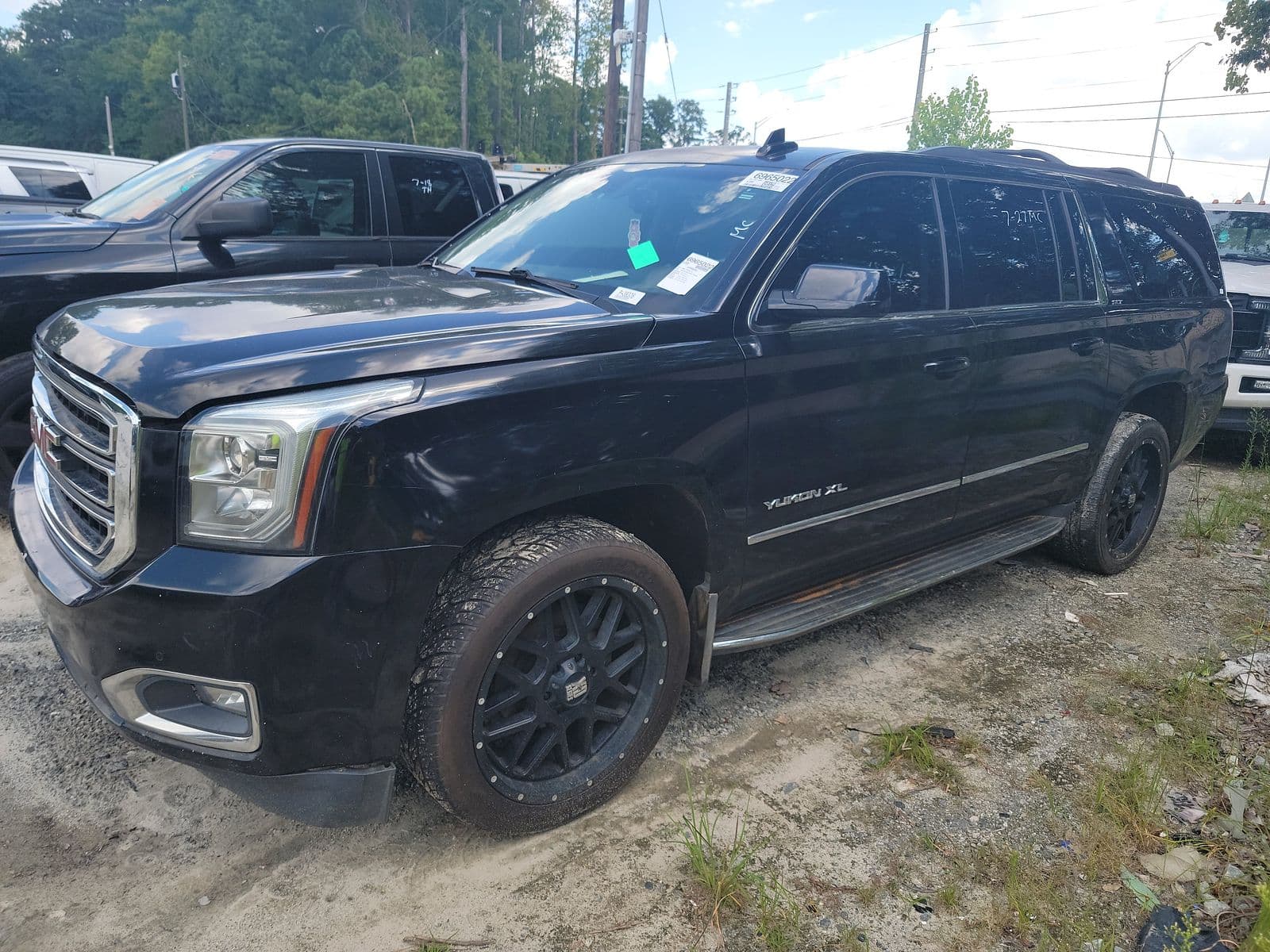 2017 GMC YUKON XL SLT