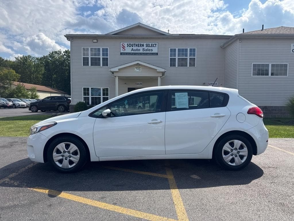 2017 KIA FORTE FORTE5 LX
